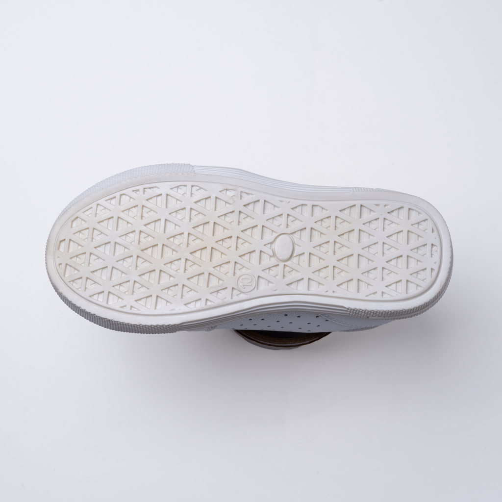 White Lace-up Stride Shoes